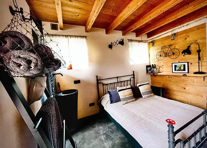 House - Mare&filly *